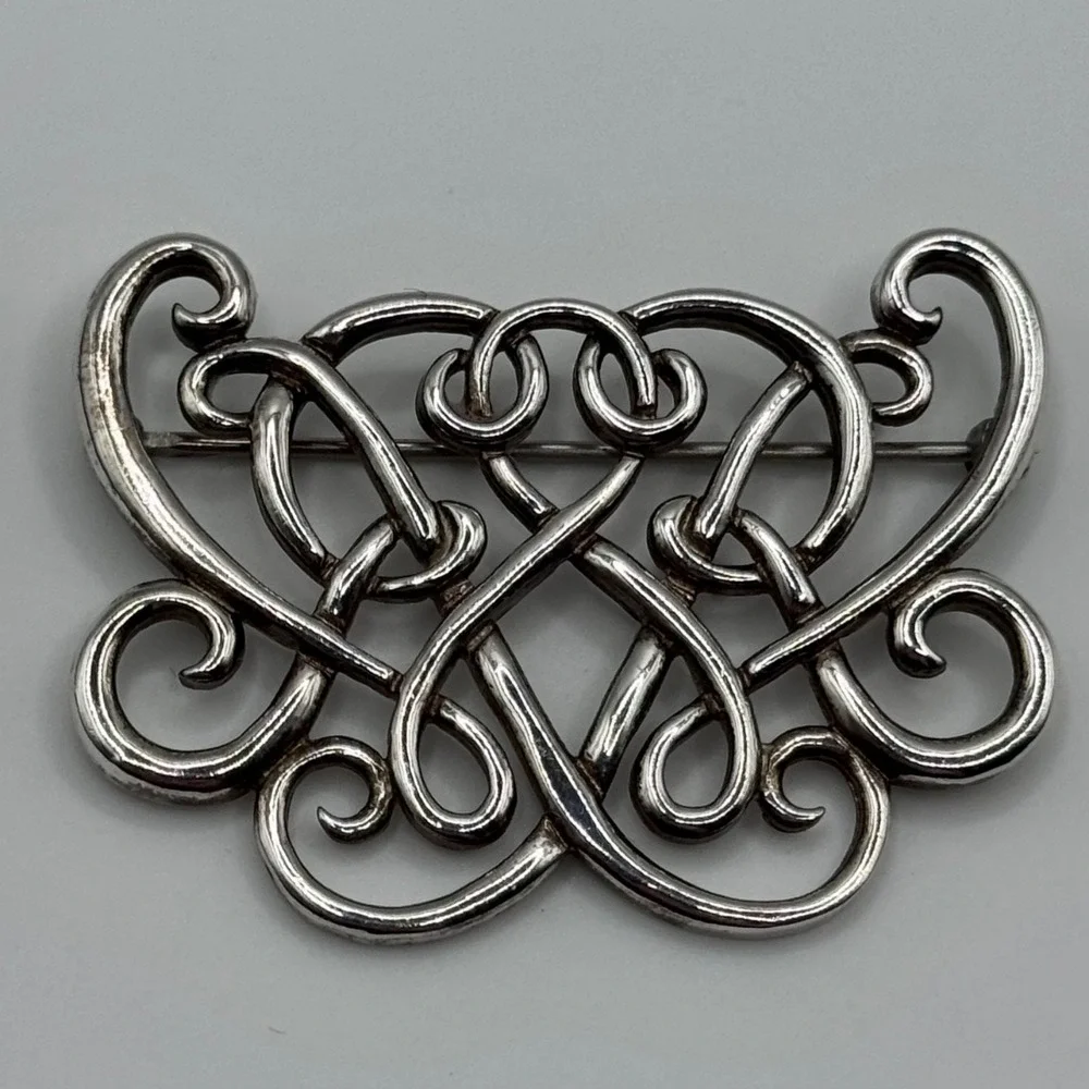 Sterling Silver Colonial Williamsburg James Craig Scroll Brooch Pin Signed IC